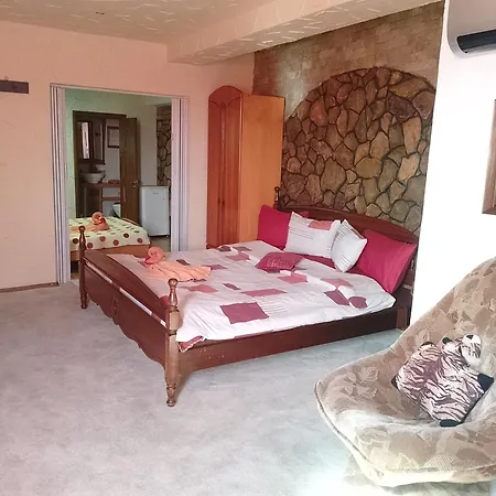 Guest house Samaya